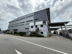 Loyang Crescent (D17), Factory #578706151